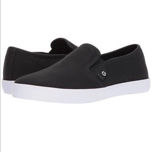 slip on shoes guess